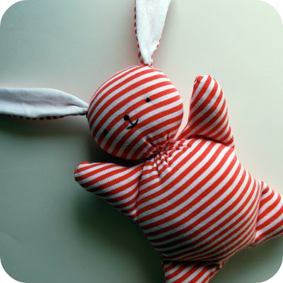 Mooshy Belly Bunny tutorial & pattern - The Mombot