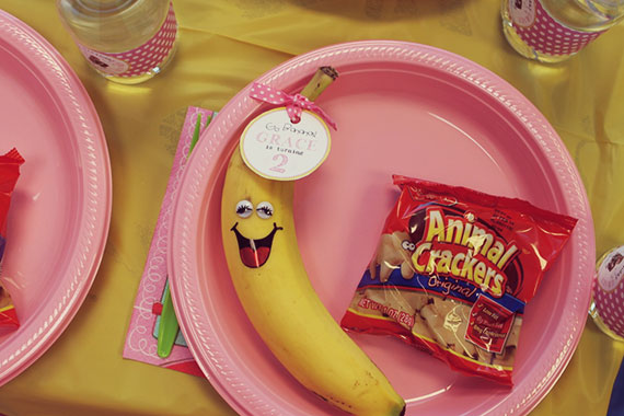 A very pink Curious George birthday party | TheMombot.com
