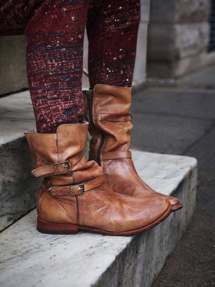Fall outfit inspiration: boyish boots | TheMombot.com