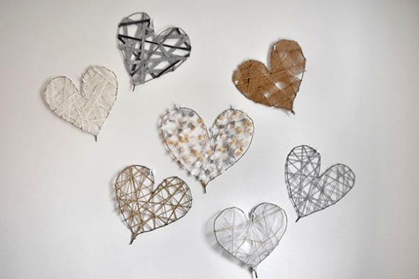 DIY wire hanger hearts, Weekend DIYs | TheMombot.com